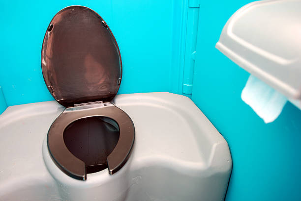 Best Porta potty rental near me  in Utica, MI