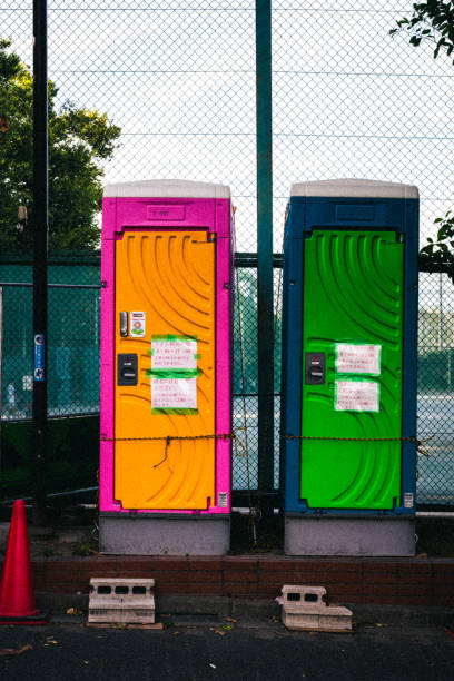 Best Porta potty delivery and setup  in Utica, MI